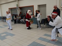 e20221217photoparcnoelnoelkarate 1715e